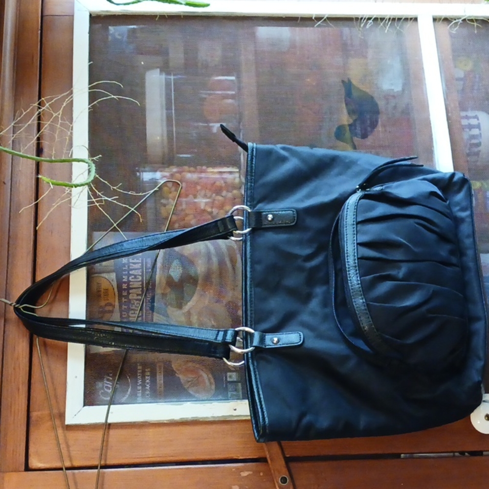Womans Large Purse Carry All Bag